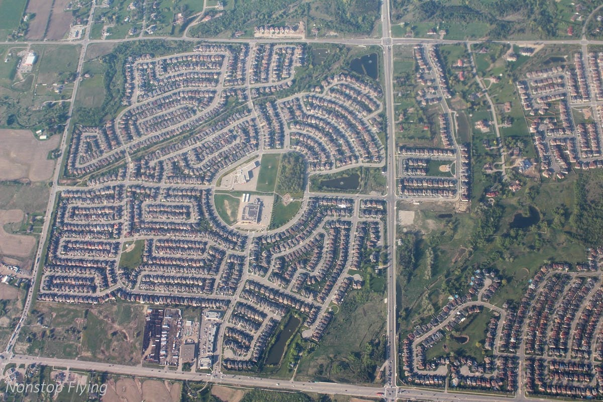 2018.05.16 加拿大航空 AC16 香港-多倫多 777-200LR飛行記錄 -15小時航程完整分享 - 第67張圖 2018.05.16 加拿大航空 AC16 香港-多倫多 777-200LR飛行記錄 -15小時航程完整分享