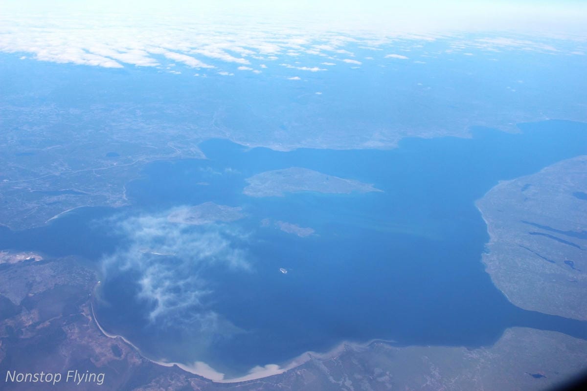 2018.05.16 加拿大航空 AC16 香港-多倫多 777-200LR飛行記錄 -15小時航程完整分享 - 第65張圖 2018.05.16 加拿大航空 AC16 香港-多倫多 777-200LR飛行記錄 -15小時航程完整分享