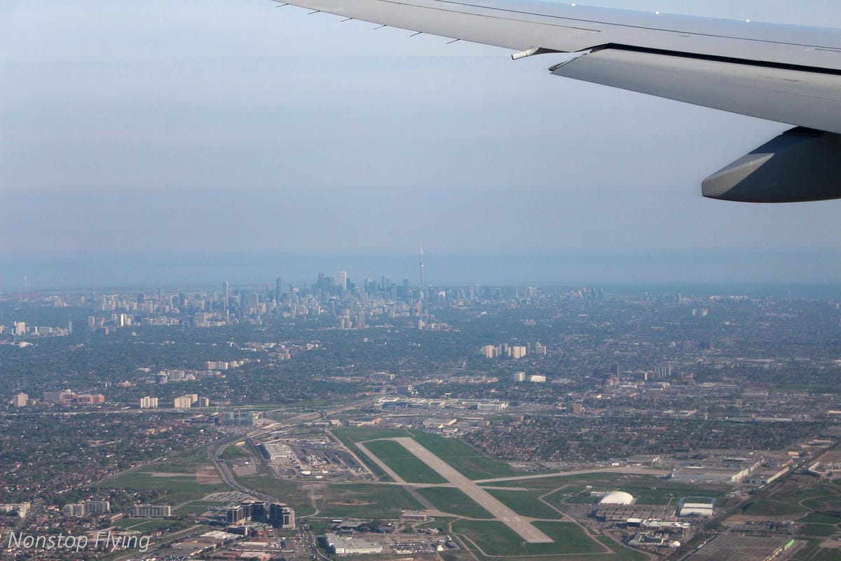 2018.05.16 加拿大航空 AC16 香港-多倫多 777-200LR飛行記錄 -15小時航程完整分享 - 第68張圖 2018.05.16 加拿大航空 AC16 香港-多倫多 777-200LR飛行記錄 -15小時航程完整分享