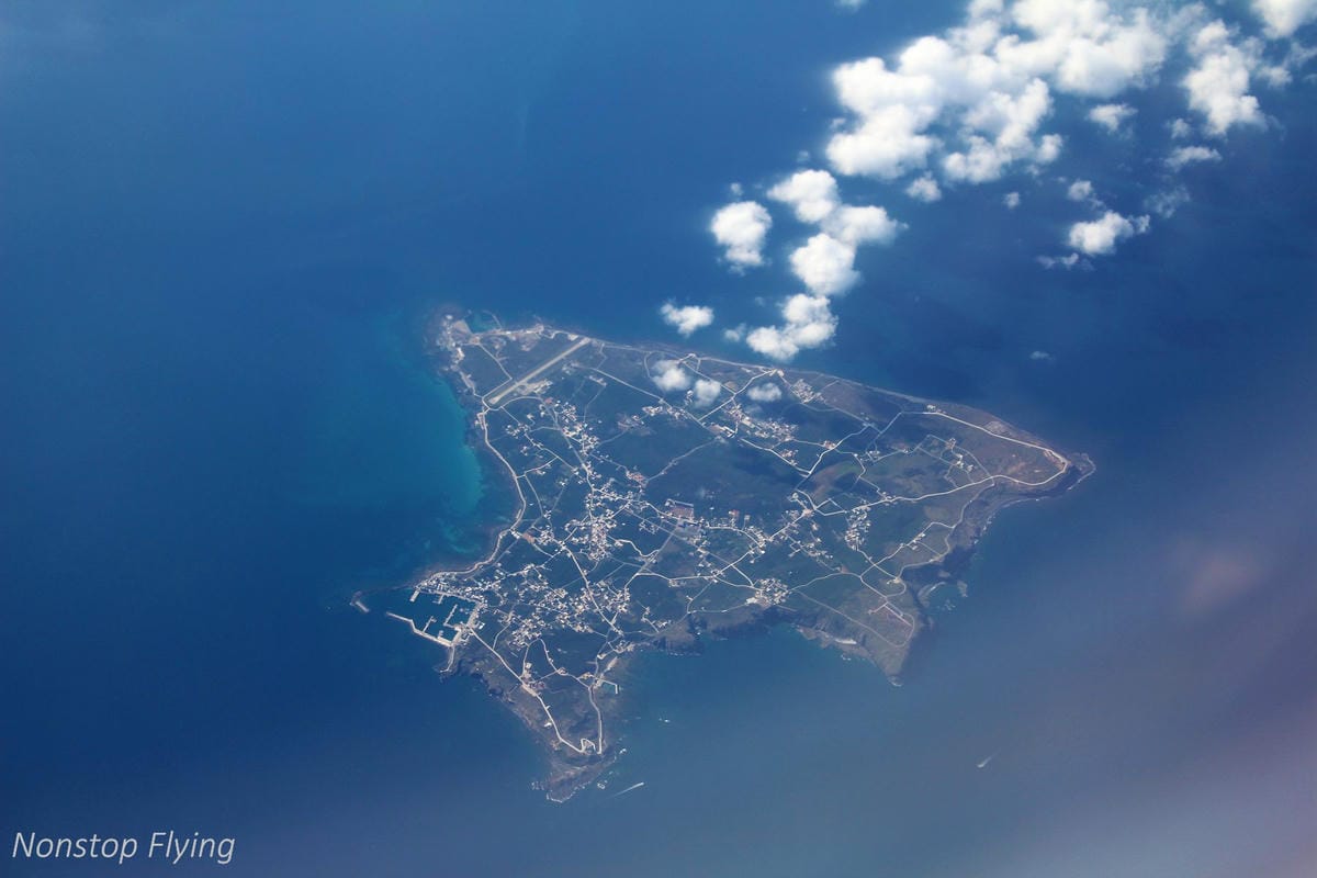 2018.05.16 加拿大航空 AC16 香港-多倫多 777-200LR飛行記錄 -15小時航程完整分享 - 第46張圖 2018.05.16 加拿大航空 AC16 香港-多倫多 777-200LR飛行記錄 -15小時航程完整分享