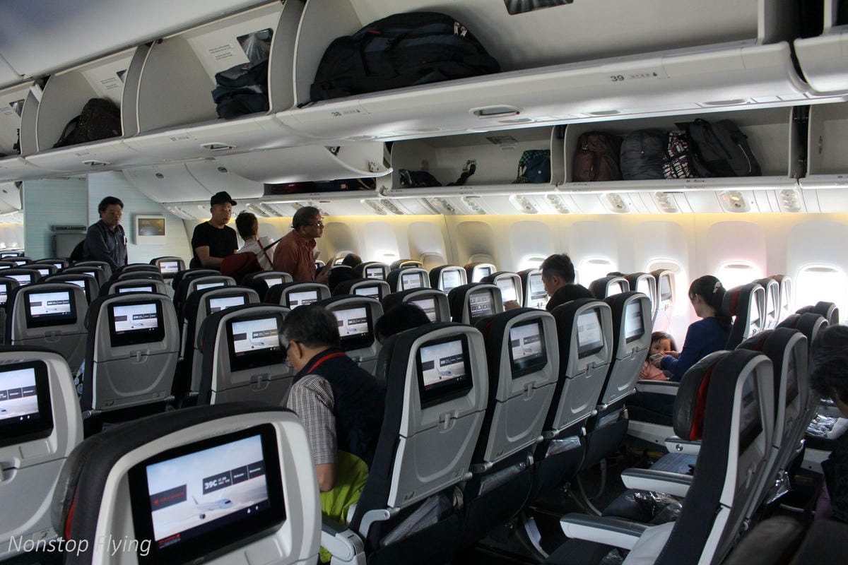 2018.05.16 加拿大航空 AC16 香港-多倫多 777-200LR飛行記錄 -15小時航程完整分享 - 第21張圖 2018.05.16 加拿大航空 AC16 香港-多倫多 777-200LR飛行記錄 -15小時航程完整分享