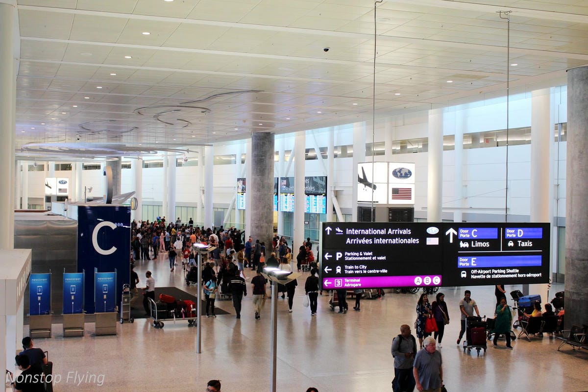 2018.05.16 加拿大航空 AC626 多倫多-哈利法克斯 A320-200飛行記錄,含多倫多機場國際轉國內線流程 - 第9張圖 2018.05.16 加拿大航空 AC626 多倫多-哈利法克斯 A320-200飛行記錄,含多倫多機場國際轉國內線流程