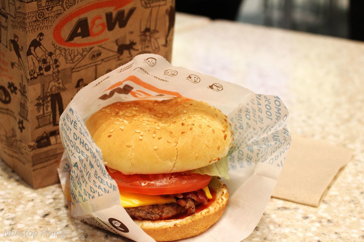 2018.05.17 加拿大航空 AC8893 哈利法克斯-波士頓 Dash 8-400Q飛行記錄，含哈利法克斯機場簡介