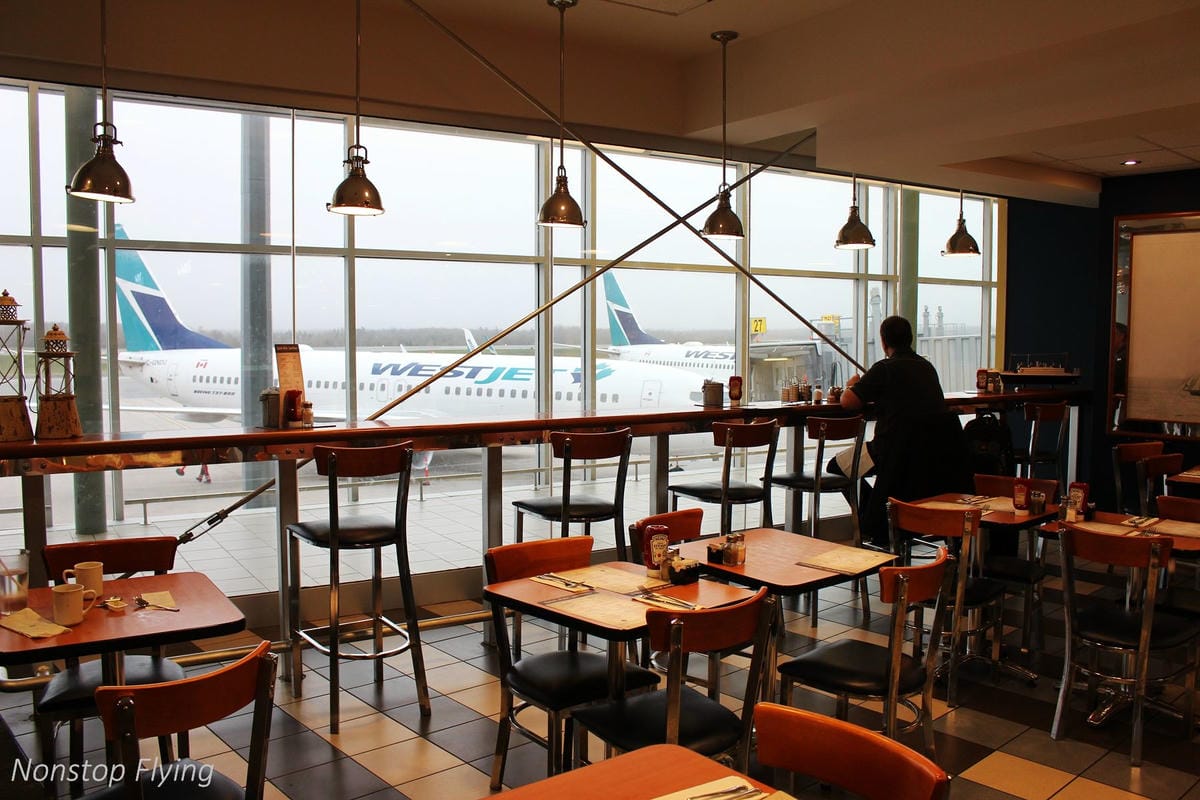 2018.05.17 加拿大航空 AC8893 哈利法克斯-波士頓 Dash 8-400Q飛行記錄，含哈利法克斯機場簡介