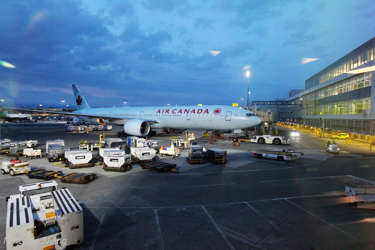 2018.05.19 加拿大航空 AC533 波士頓-溫哥華 A319-100飛行記錄，含溫哥華機場入境分享