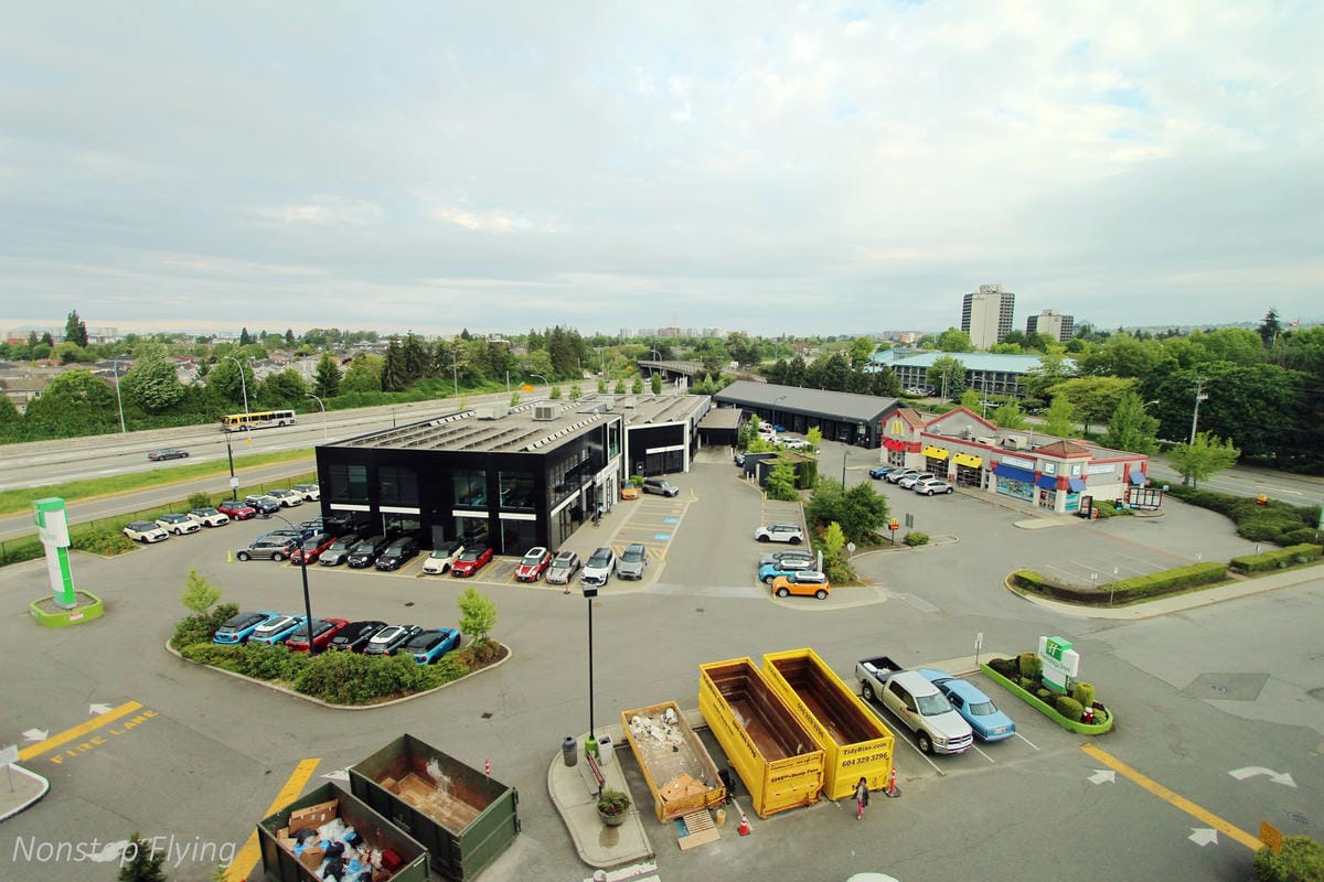加拿大航空中轉過境旅館服務介紹、溫哥華機場假日酒店實住心得 -高艙等免費/低艙等優惠價入住!