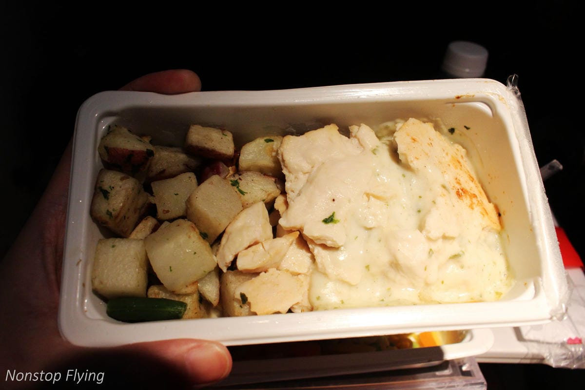 2018.05.20 加拿大航空 AC7 溫哥華-香港 777-300ER飛行記錄 -12小時航程完整分享 - 第52張圖 2018.05.20 加拿大航空 AC7 溫哥華-香港 777-300ER飛行記錄 -12小時航程完整分享