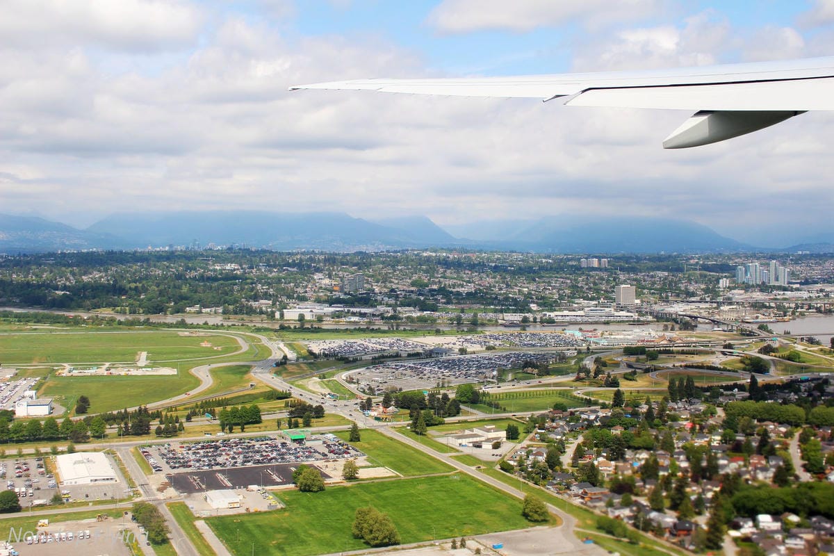 2018.05.20 加拿大航空 AC7 溫哥華-香港 777-300ER飛行記錄 -12小時航程完整分享 - 第39張圖 2018.05.20 加拿大航空 AC7 溫哥華-香港 777-300ER飛行記錄 -12小時航程完整分享