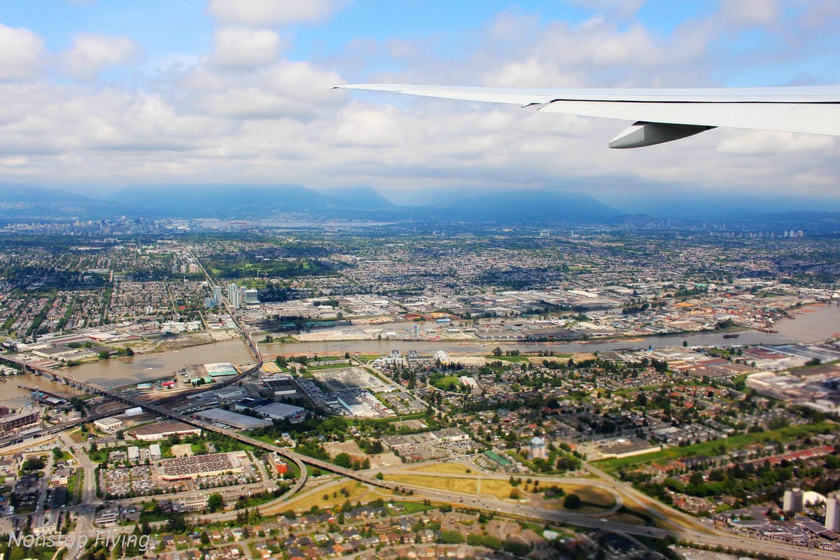 2018.05.20 加拿大航空 AC7 溫哥華-香港 777-300ER飛行記錄 -12小時航程完整分享 - 第41張圖 2018.05.20 加拿大航空 AC7 溫哥華-香港 777-300ER飛行記錄 -12小時航程完整分享