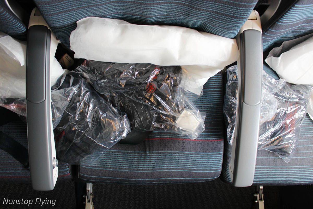 2018.05.20 加拿大航空 AC7 溫哥華-香港 777-300ER飛行記錄 -12小時航程完整分享 - 第27張圖 2018.05.20 加拿大航空 AC7 溫哥華-香港 777-300ER飛行記錄 -12小時航程完整分享