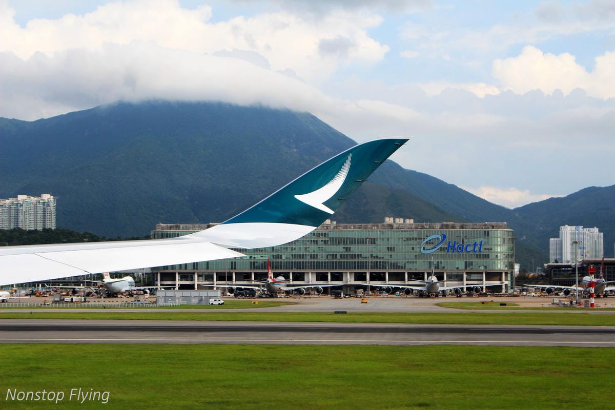 2018.07.01 國泰航空 CX484 香港-台北 A350-1000商業首航全記錄 >完整新機客艙介紹,比A359更上層樓的極致體驗 - 第74張圖 2018.07.01 國泰航空 CX484 香港-台北 A350-1000商業首航全記錄 >完整新機客艙介紹,比A359更上層樓的極致體驗