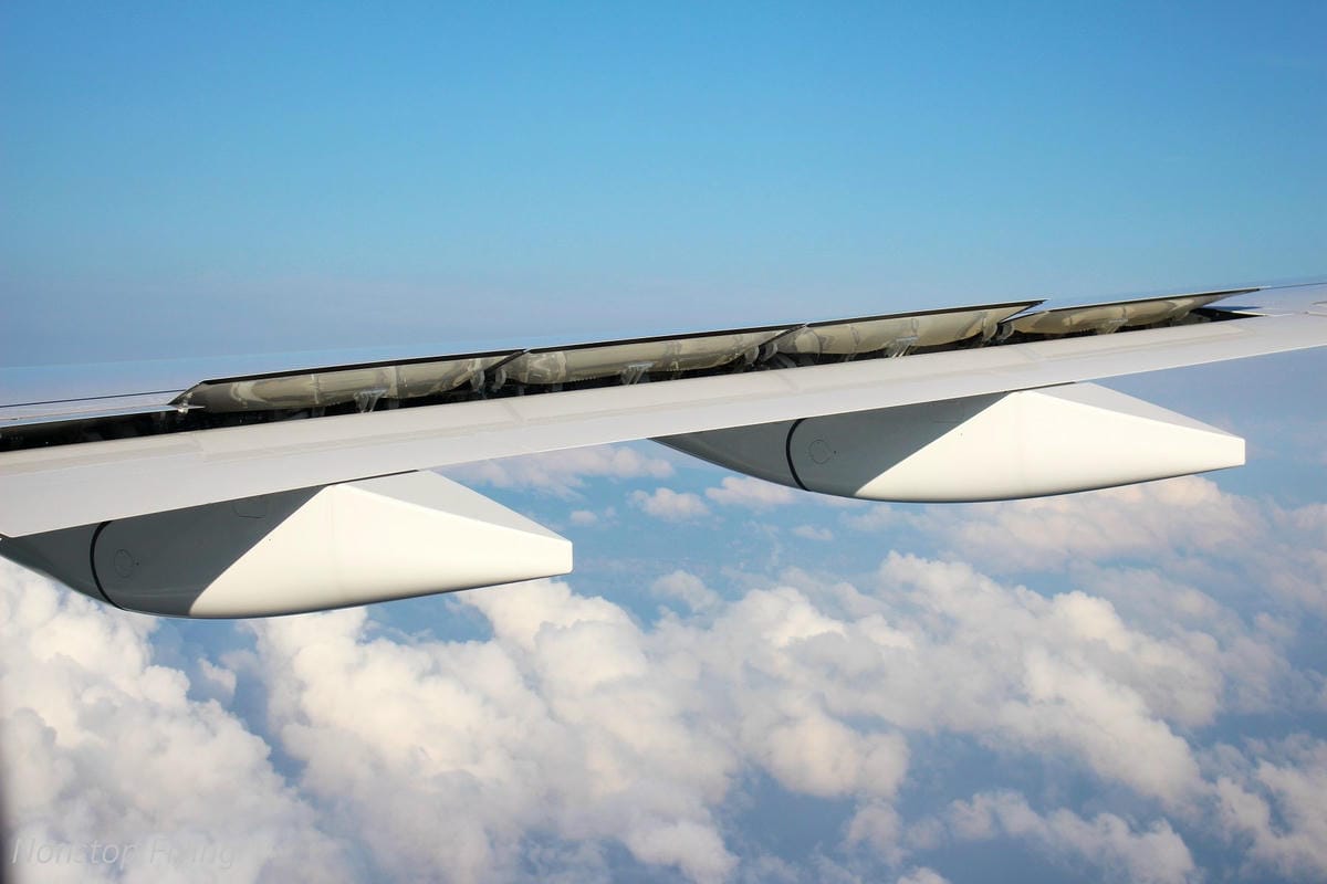 2018.07.01 國泰航空 CX484 香港-台北 A350-1000商業首航全記錄 >完整新機客艙介紹,比A359更上層樓的極致體驗 - 第83張圖 2018.07.01 國泰航空 CX484 香港-台北 A350-1000商業首航全記錄 >完整新機客艙介紹,比A359更上層樓的極致體驗