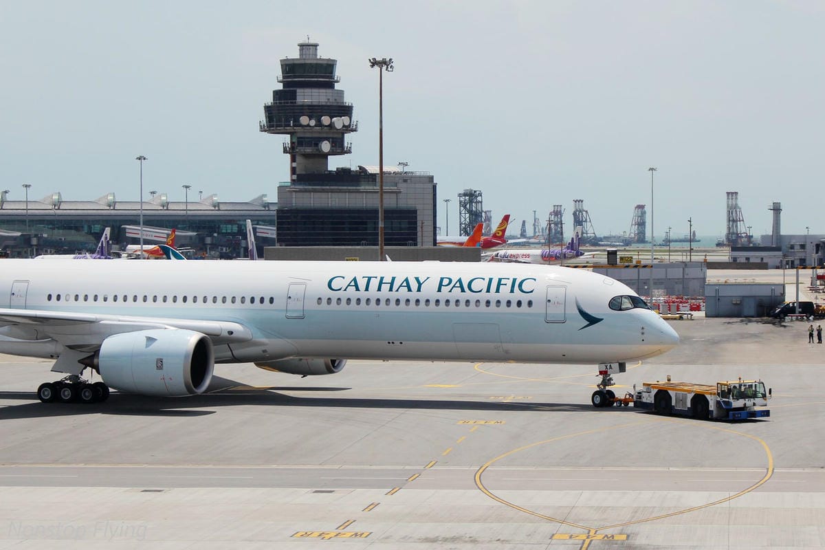 2018.07.01 國泰航空 CX484 香港-台北 A350-1000商業首航全記錄 >完整新機客艙介紹,比A359更上層樓的極致體驗 - 第4張圖 2018.07.01 國泰航空 CX484 香港-台北 A350-1000商業首航全記錄 >完整新機客艙介紹,比A359更上層樓的極致體驗