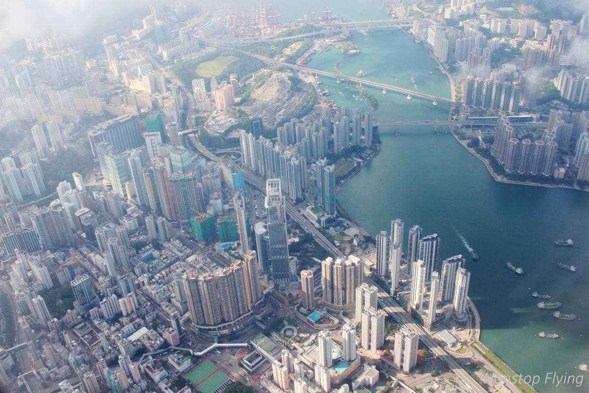 2018.06.30 國泰航空 CX465 台北-香港 777-300飛行記錄 -印度教餐 - 第57張圖 2018.06.30 國泰航空 CX465 台北-香港 777-300飛行記錄 -印度教餐