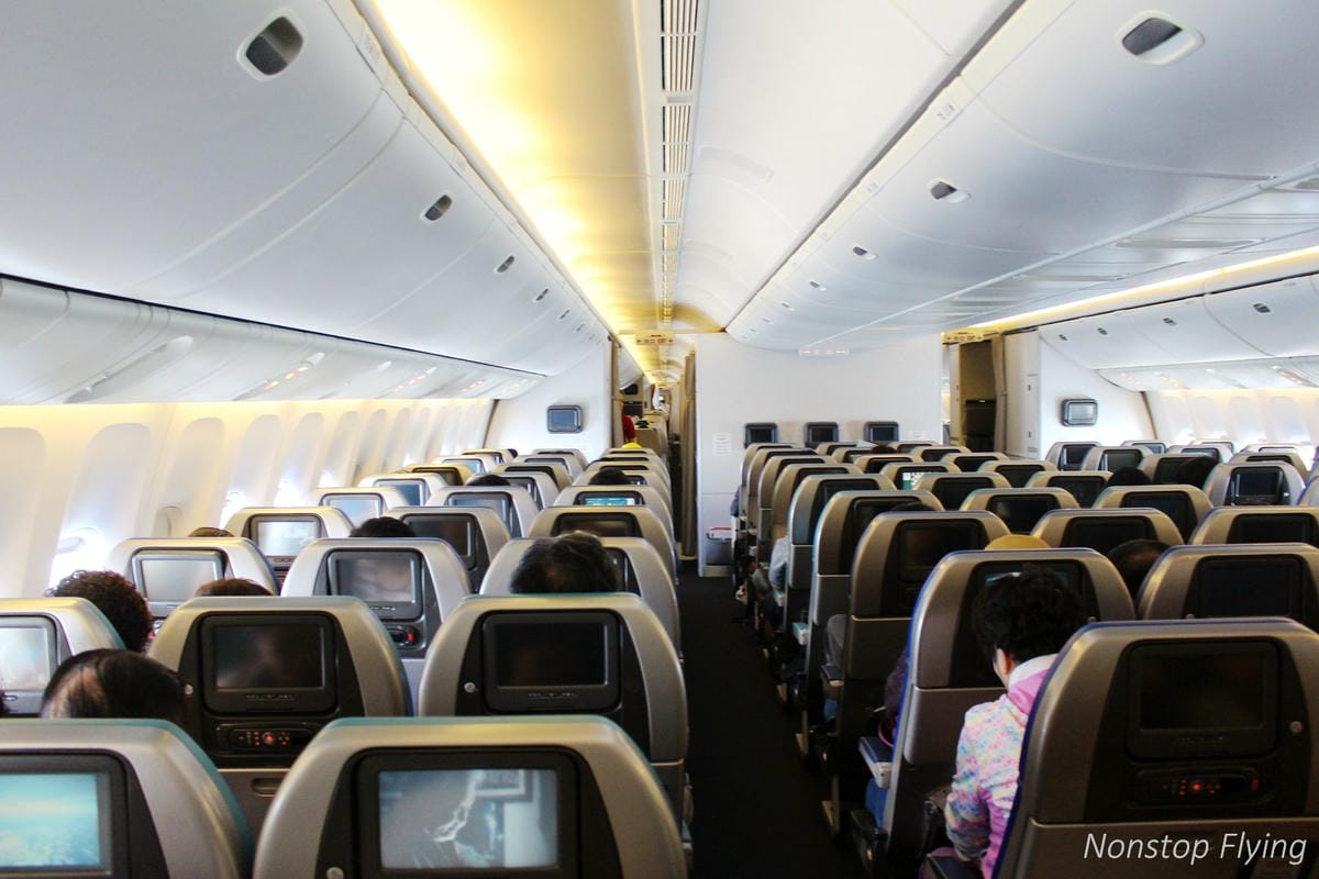 2018.06.30 國泰航空 CX465 台北-香港 777-300飛行記錄 -印度教餐 - 第48張圖 2018.06.30 國泰航空 CX465 台北-香港 777-300飛行記錄 -印度教餐