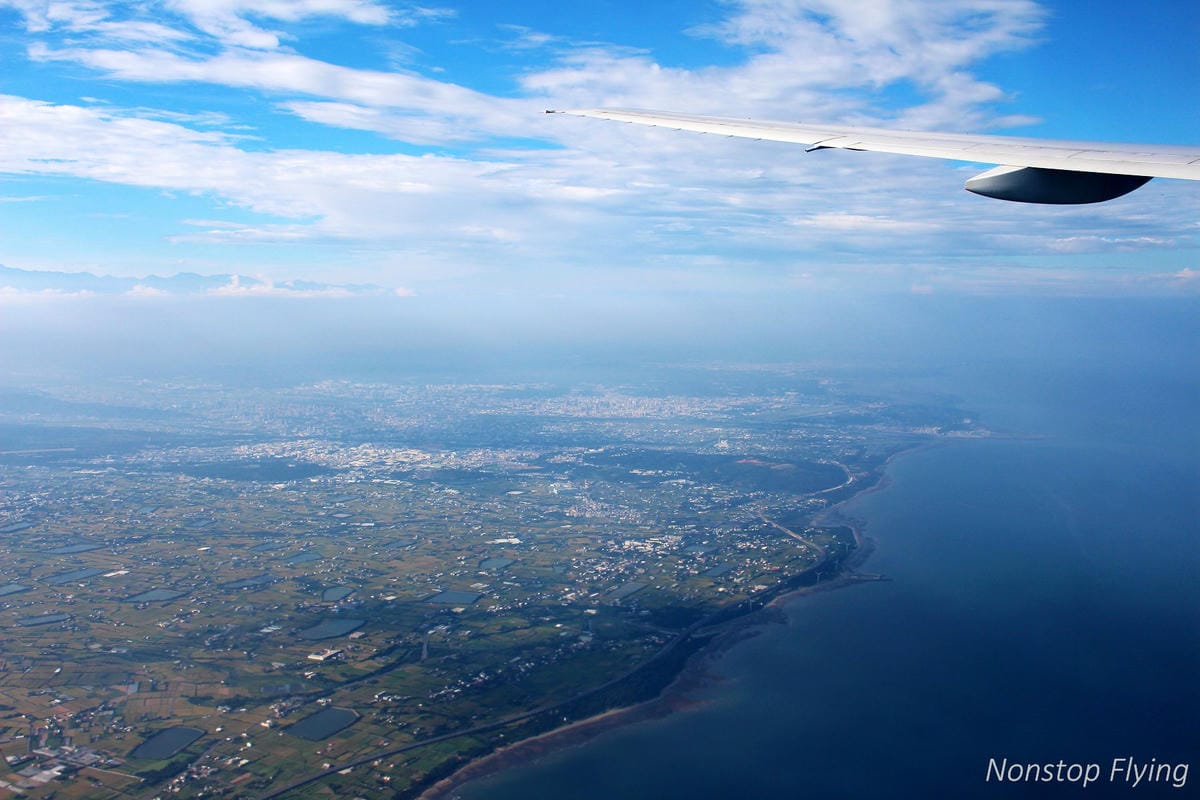 2018.06.30 國泰航空 CX465 台北-香港 777-300飛行記錄 -印度教餐 - 第39張圖 2018.06.30 國泰航空 CX465 台北-香港 777-300飛行記錄 -印度教餐