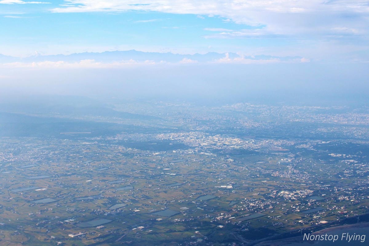 2018.06.30 國泰航空 CX465 台北-香港 777-300飛行記錄 -印度教餐