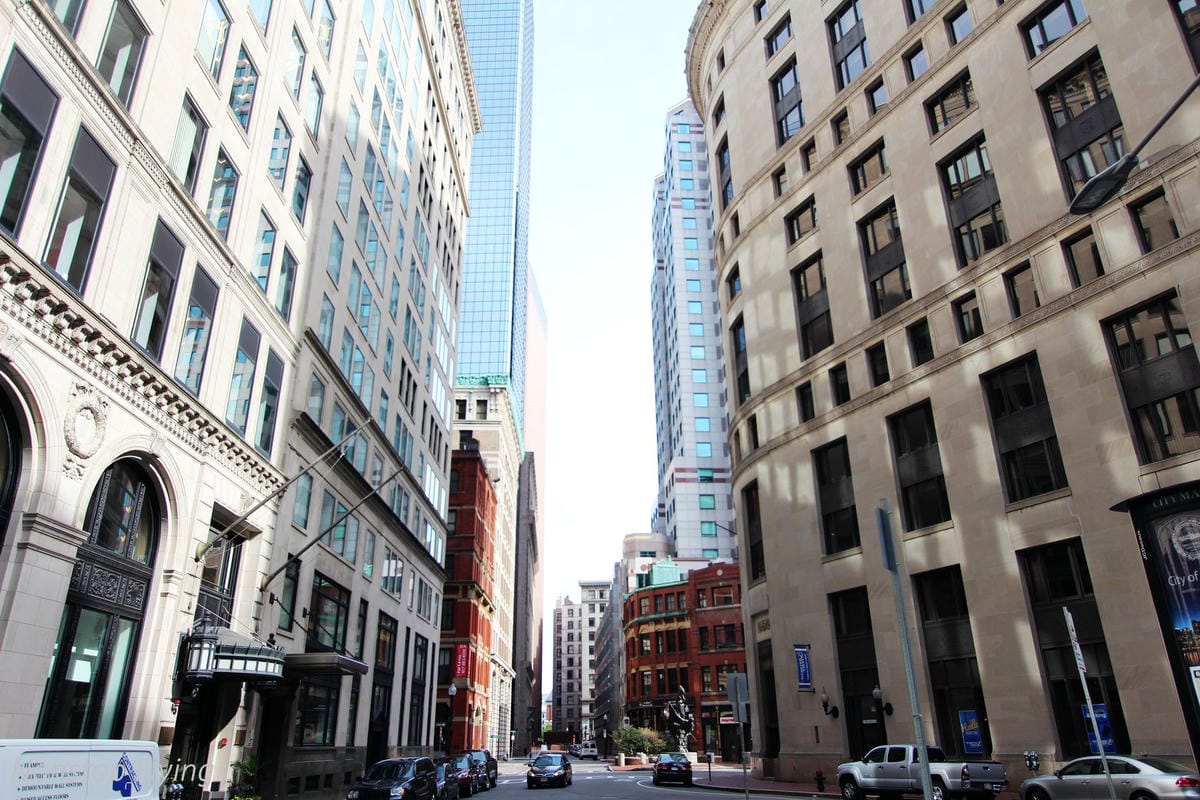 【美國】2018.05 波士頓第三天 -波士頓港、水族館、市區巡禮、讓路小鴨雕塑