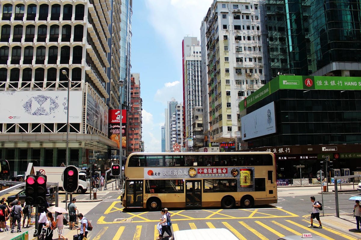 【香港】兩天一夜自在遊 – 中環、美心皇宮、%ARABICA、春秧街、海山樓、彩虹邨、幻彩詠香江、金華冰室 - 第5張圖 【香港】兩天一夜自在遊 – 中環、美心皇宮、%ARABICA、春秧街、海山樓、彩虹邨、幻彩詠香江、金華冰室