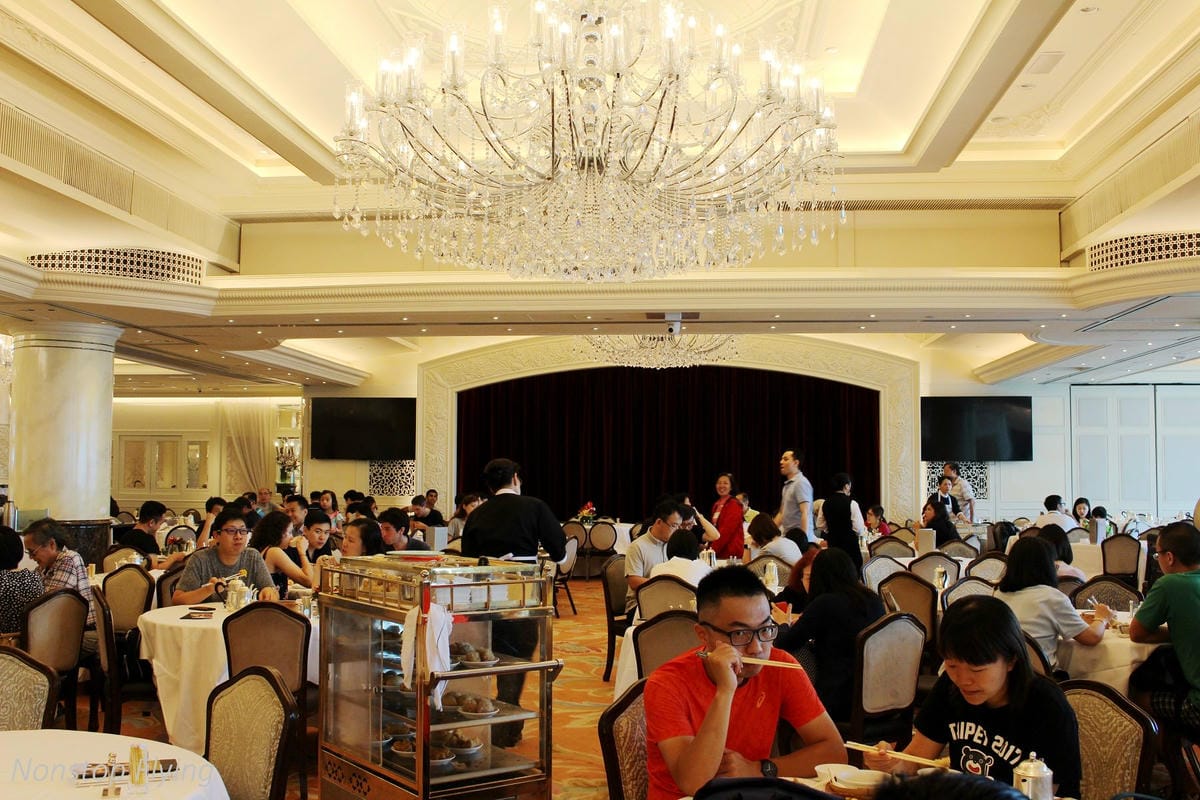 【香港】兩天一夜自在遊 – 中環、美心皇宮、%ARABICA、春秧街、海山樓、彩虹邨、幻彩詠香江、金華冰室 - 第23張圖 【香港】兩天一夜自在遊 – 中環、美心皇宮、%ARABICA、春秧街、海山樓、彩虹邨、幻彩詠香江、金華冰室