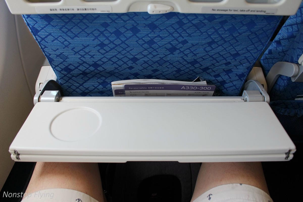 2018.08.05 國泰航空 CX403 台北-香港 A330-300飛行記錄 -猶太教餐