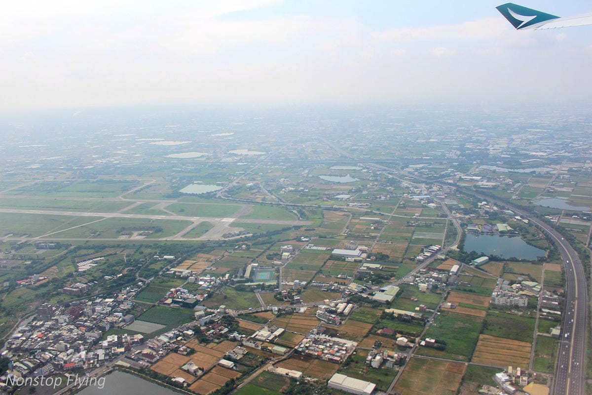 2018.08.05 國泰航空 CX403 台北-香港 A330-300飛行記錄 -猶太教餐