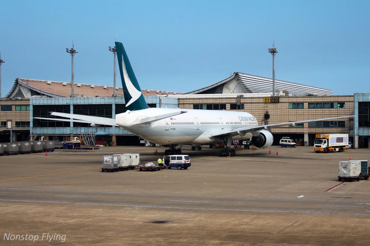 2018.08.05 國泰航空 CX403 台北-香港 A330-300飛行記錄 -猶太教餐 - 第40張圖 2018.08.05 國泰航空 CX403 台北-香港 A330-300飛行記錄 -猶太教餐