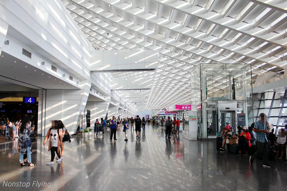 2018.08.05 國泰航空 CX403 台北-香港 A330-300飛行記錄 -猶太教餐 - 第2張圖 2018.08.05 國泰航空 CX403 台北-香港 A330-300飛行記錄 -猶太教餐