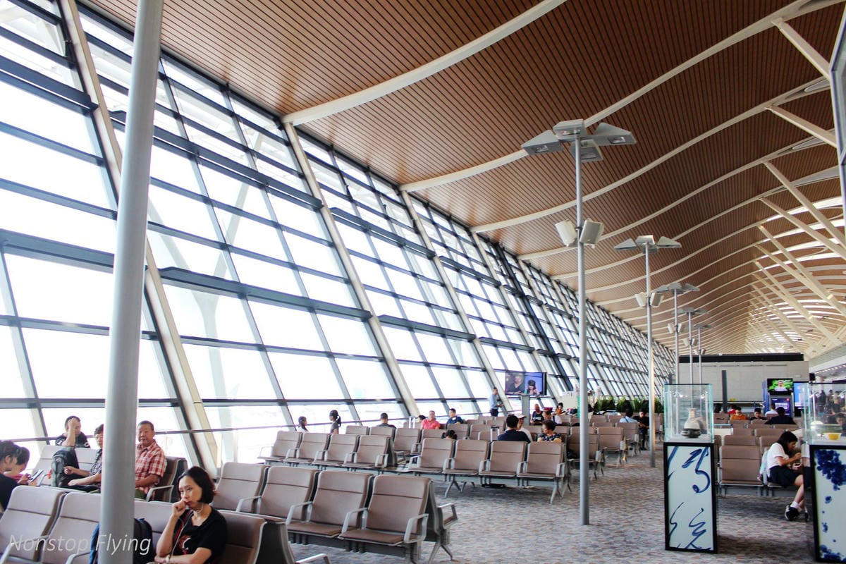 2018.08.09 國泰港龍 KA891 上海浦東-香港 A320飛行記錄 -航班延遲導致後段回台失接