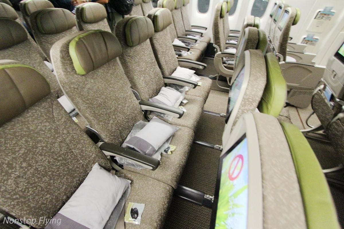 2018.08.14 長榮航空 BR87 台北-巴黎 777-300ER 飛行記錄 -新版一排10人座經濟艙 - 第12張圖 2018.08.14 長榮航空 BR87 台北-巴黎 777-300ER 飛行記錄 -新版一排10人座經濟艙
