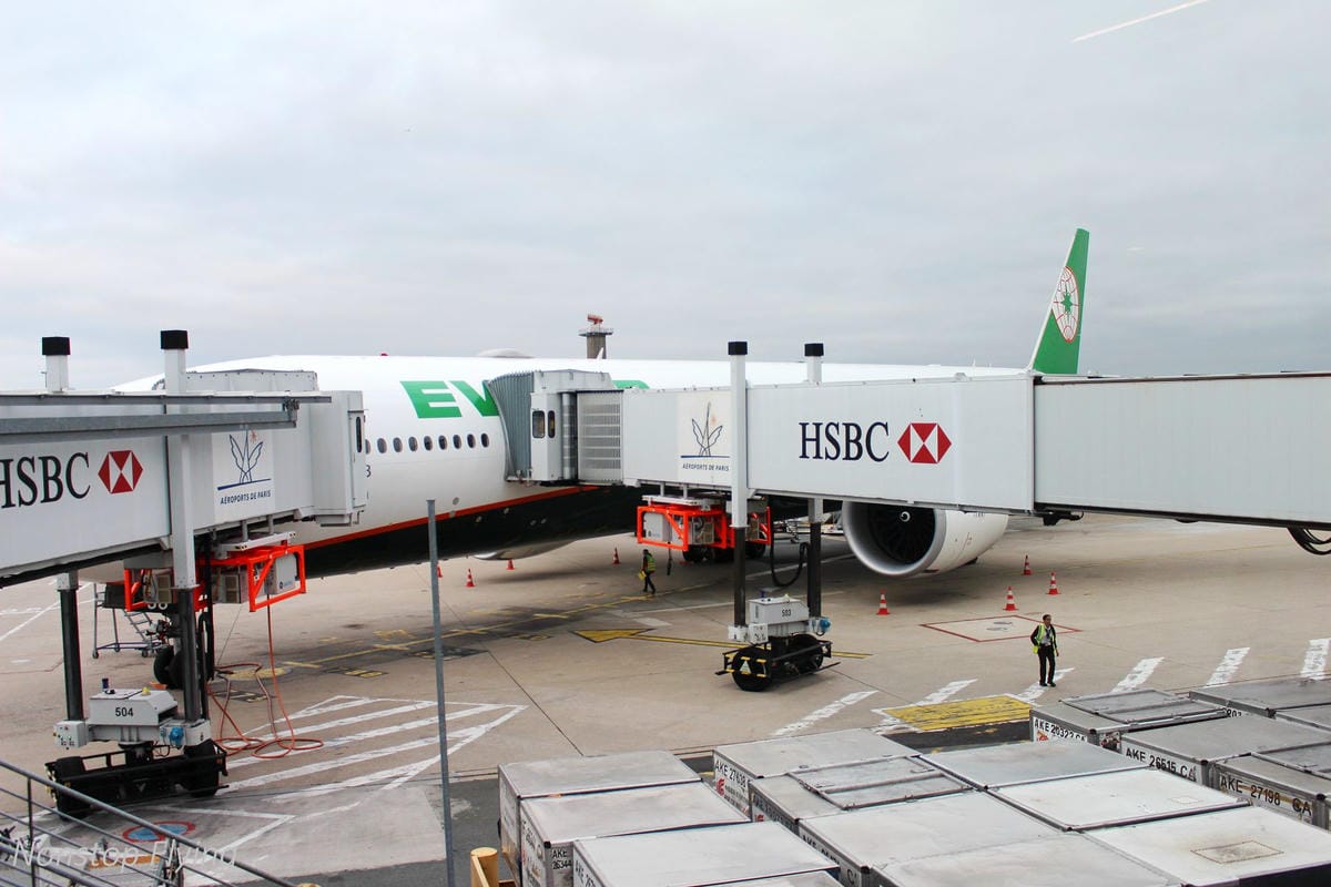 2018.08.14 長榮航空 BR87 台北-巴黎 777-300ER 飛行記錄 -新版一排10人座經濟艙 - 第50張圖 2018.08.14 長榮航空 BR87 台北-巴黎 777-300ER 飛行記錄 -新版一排10人座經濟艙