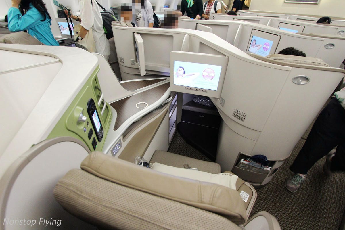 2018.08.14 長榮航空 BR87 台北-巴黎 777-300ER 飛行記錄 -新版一排10人座經濟艙 - 第8張圖 2018.08.14 長榮航空 BR87 台北-巴黎 777-300ER 飛行記錄 -新版一排10人座經濟艙