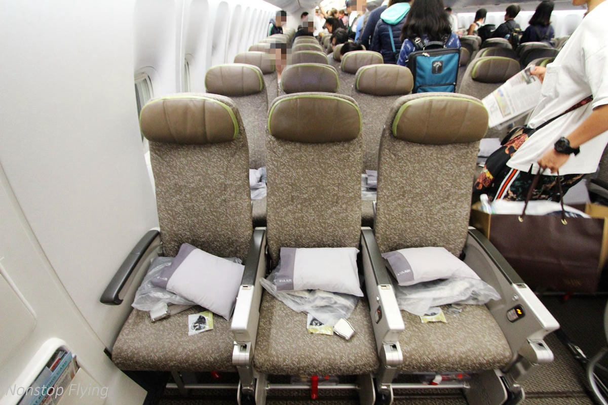 2018.08.14 長榮航空 BR87 台北-巴黎 777-300ER 飛行記錄 -新版一排10人座經濟艙