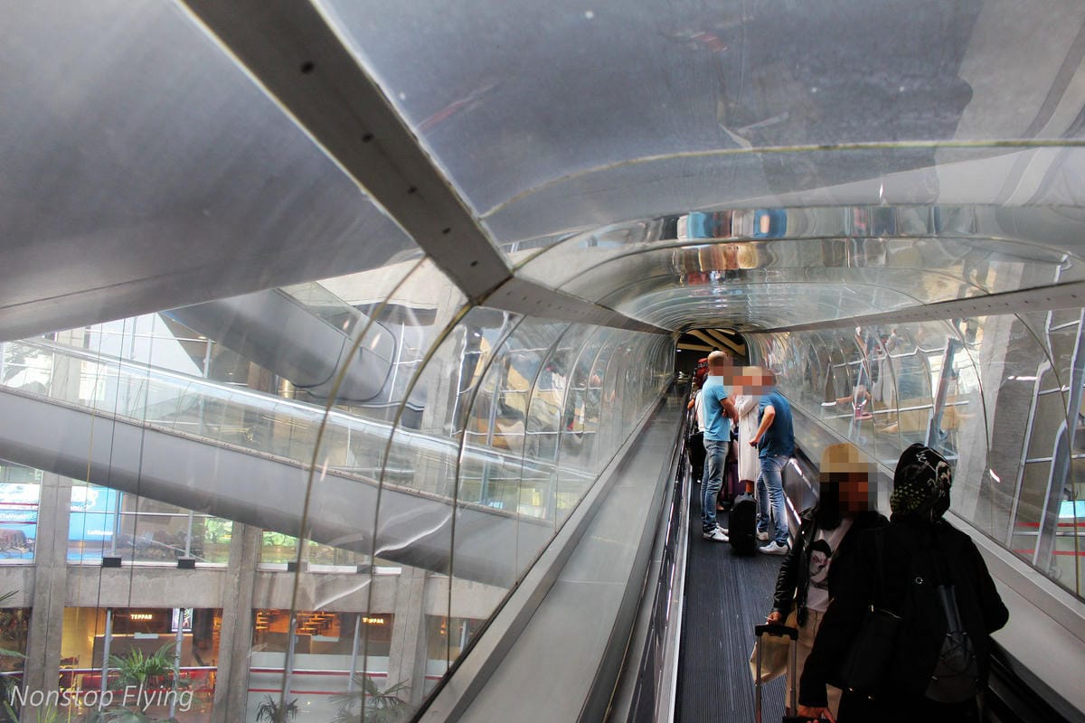 2018.08.22 長榮航空 BR88 巴黎-台北 777-300ER 飛行記錄 -新版一排10人座經濟艙 - 第12張圖 2018.08.22 長榮航空 BR88 巴黎-台北 777-300ER 飛行記錄 -新版一排10人座經濟艙