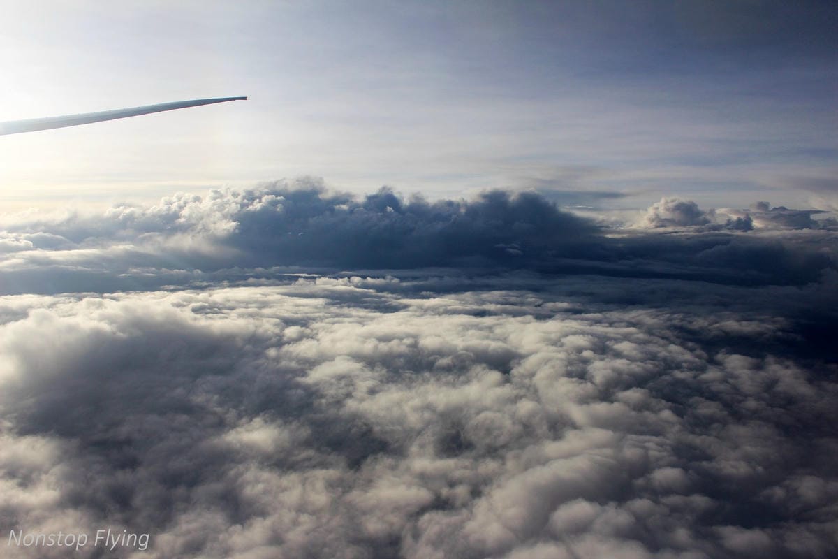 2018.08.22 長榮航空 BR88 巴黎-台北 777-300ER 飛行記錄 -新版一排10人座經濟艙