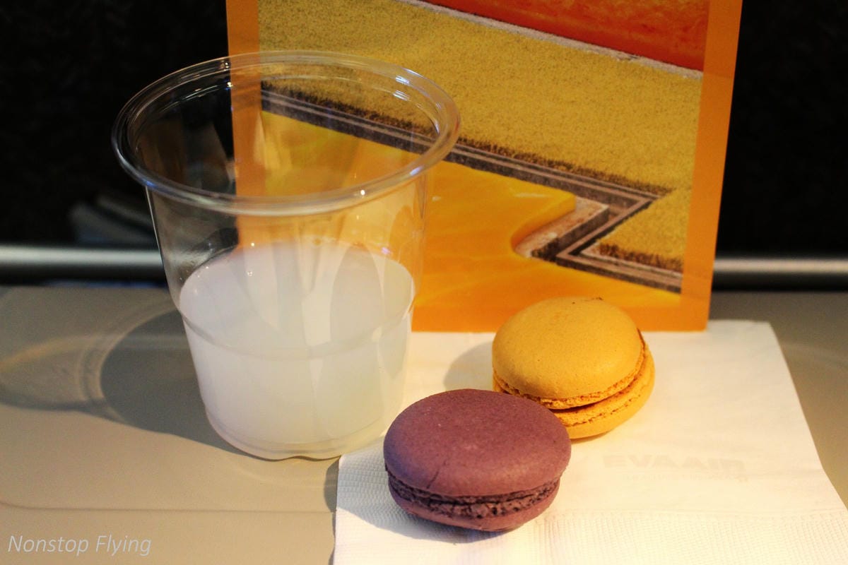 2018.08.22 長榮航空 BR88 巴黎-台北 777-300ER 飛行記錄 -新版一排10人座經濟艙 - 第60張圖 2018.08.22 長榮航空 BR88 巴黎-台北 777-300ER 飛行記錄 -新版一排10人座經濟艙