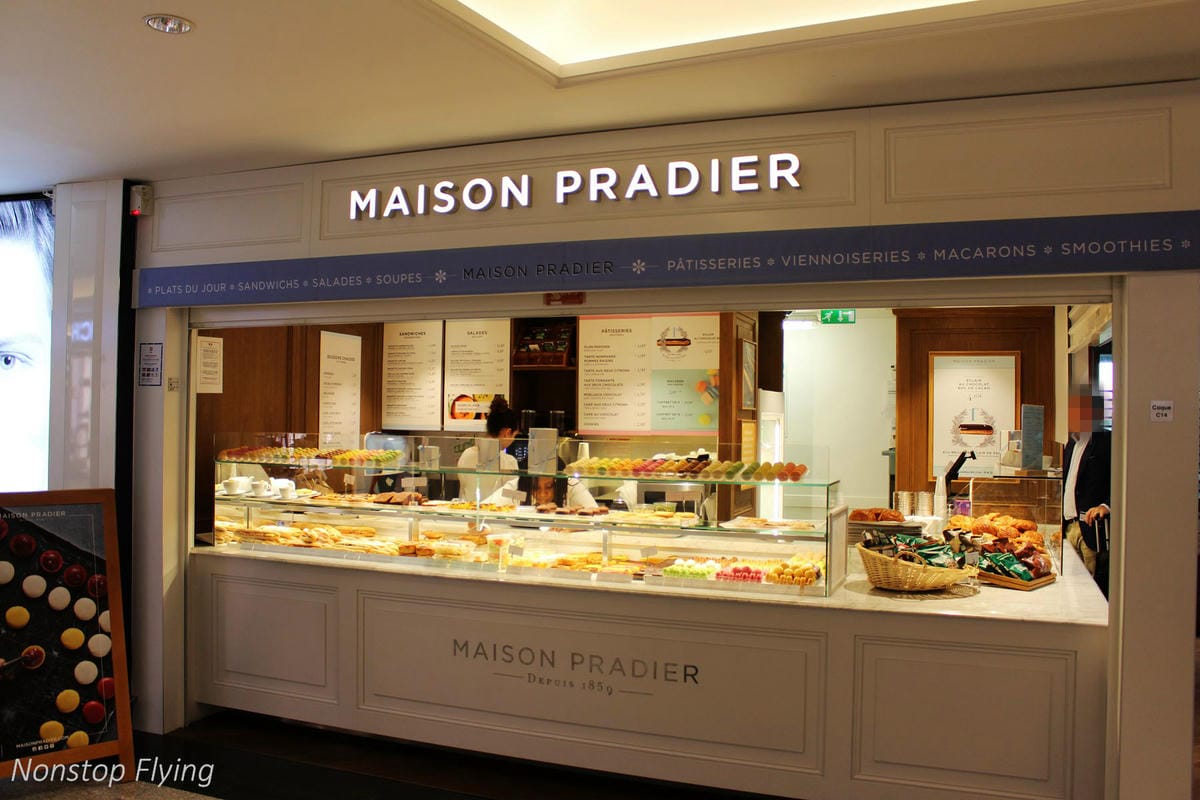 2018.08.22 長榮航空 BR88 巴黎-台北 777-300ER 飛行記錄 -新版一排10人座經濟艙 - 第16張圖 2018.08.22 長榮航空 BR88 巴黎-台北 777-300ER 飛行記錄 -新版一排10人座經濟艙