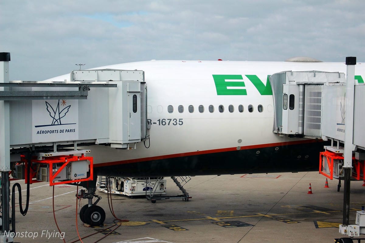 2018.08.22 長榮航空 BR88 巴黎-台北 777-300ER 飛行記錄 -新版一排10人座經濟艙 - 第27張圖 2018.08.22 長榮航空 BR88 巴黎-台北 777-300ER 飛行記錄 -新版一排10人座經濟艙