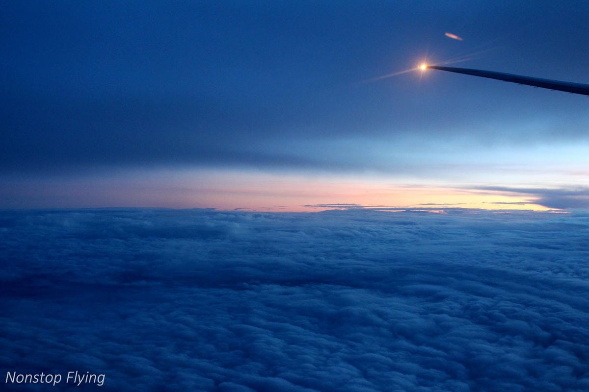 2018.08.22 長榮航空 BR88 巴黎-台北 777-300ER 飛行記錄 -新版一排10人座經濟艙 - 第74張圖 2018.08.22 長榮航空 BR88 巴黎-台北 777-300ER 飛行記錄 -新版一排10人座經濟艙