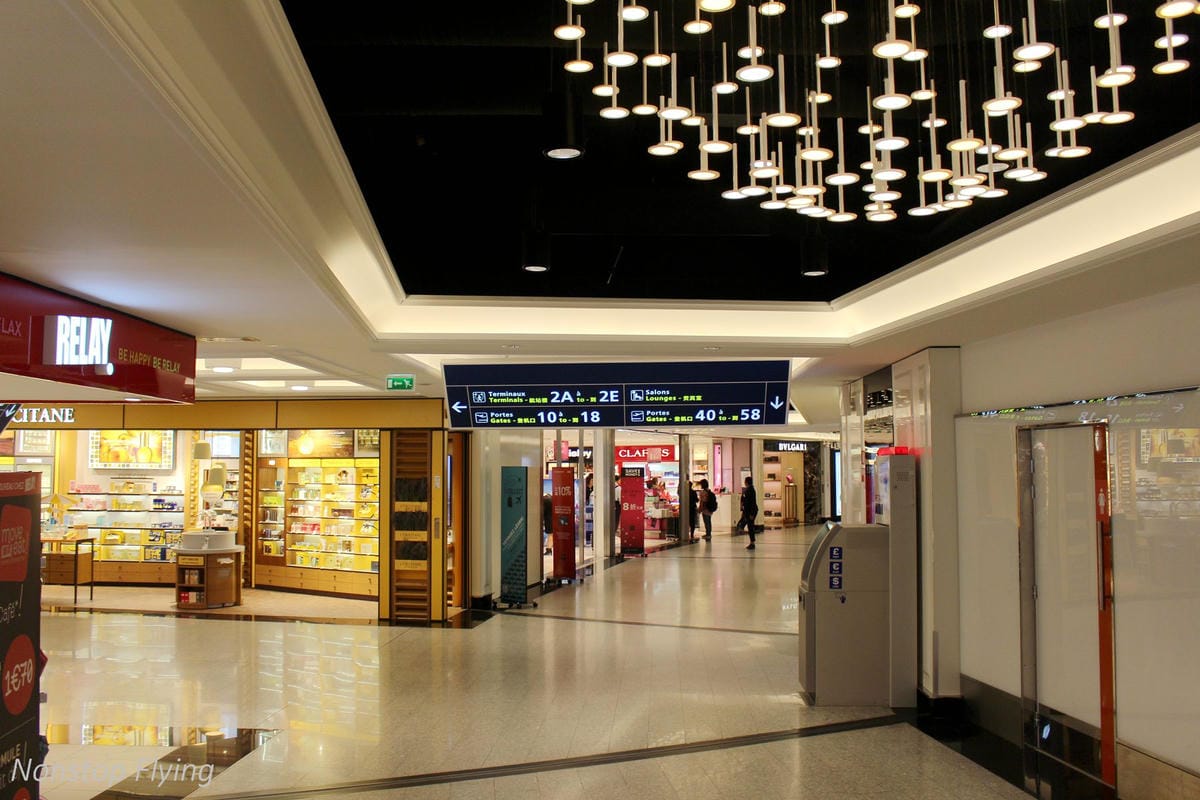 2018.08.22 長榮航空 BR88 巴黎-台北 777-300ER 飛行記錄 -新版一排10人座經濟艙 - 第15張圖 2018.08.22 長榮航空 BR88 巴黎-台北 777-300ER 飛行記錄 -新版一排10人座經濟艙