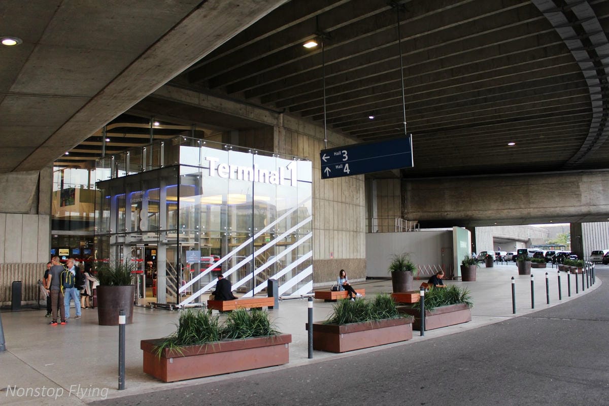 2018.08.22 長榮航空 BR88 巴黎-台北 777-300ER 飛行記錄 -新版一排10人座經濟艙 - 第3張圖 2018.08.22 長榮航空 BR88 巴黎-台北 777-300ER 飛行記錄 -新版一排10人座經濟艙