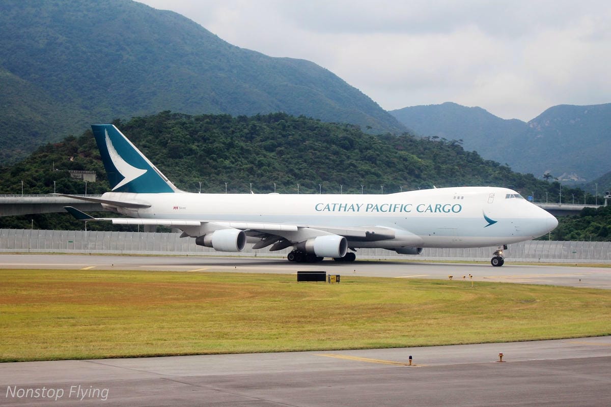 2018.08 香港機場拍飛機 -管制區內圖輯