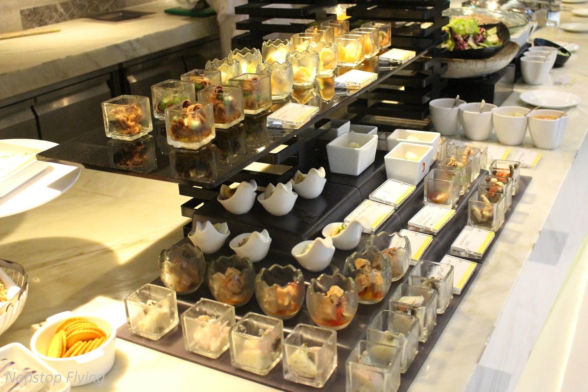 【飯店心得】台北威斯汀六福皇宮The Westin Taipei熄燈最後巡禮-尊榮套房、行政酒廊(午茶/晚餐)、公共空間分享