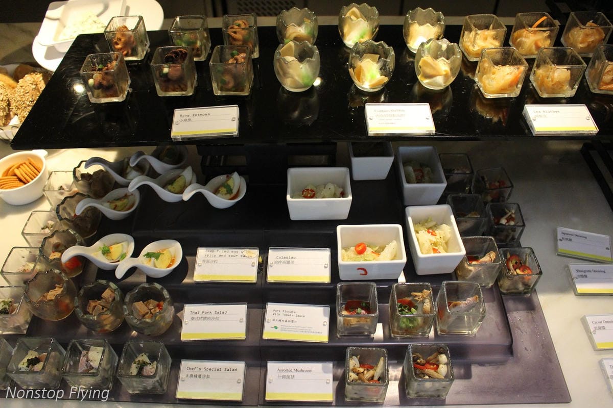 【飯店心得】台北威斯汀六福皇宮The Westin Taipei熄燈最後巡禮-尊榮套房、行政酒廊(午茶/晚餐)、公共空間分享