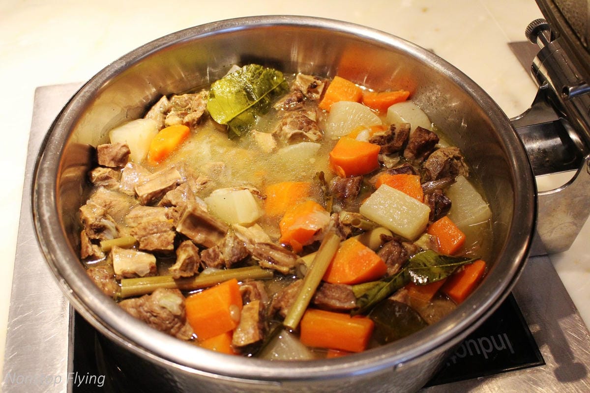 【飯店心得】台北威斯汀六福皇宮The Westin Taipei熄燈最後巡禮-尊榮套房、行政酒廊(午茶/晚餐)、公共空間分享