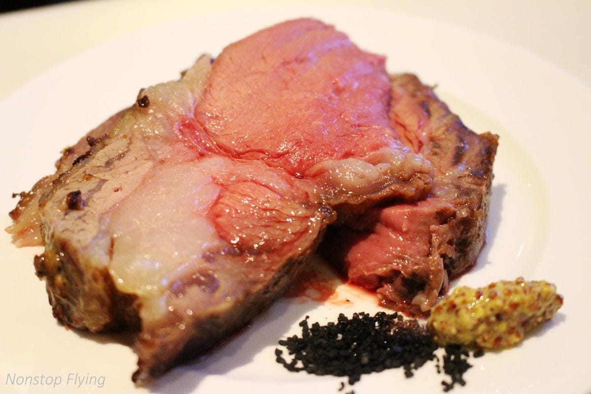 【飯店心得】台北威斯汀六福皇宮The Westin Taipei熄燈最後巡禮-尊榮套房、行政酒廊(午茶/晚餐)、公共空間分享