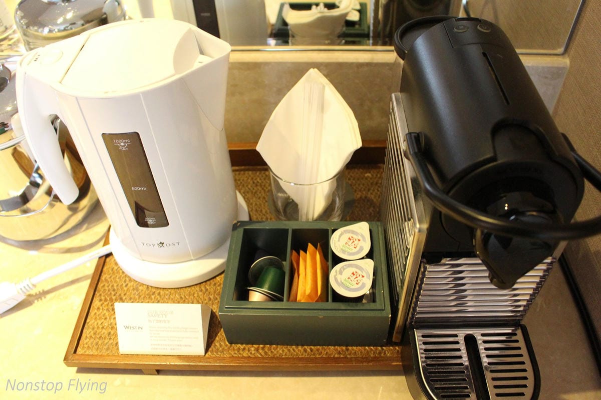 【飯店心得】台北威斯汀六福皇宮The Westin Taipei熄燈最後巡禮-尊榮套房、行政酒廊(午茶/晚餐)、公共空間分享