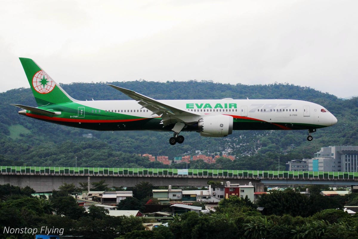 2018.10.14 松山機場拍飛機 -濱江街180巷跑道頭(飛機巷)最後巡禮+長榮787-9首拍 - 第58張圖 2018.10.14 松山機場拍飛機 -濱江街180巷跑道頭(飛機巷)最後巡禮+長榮787-9首拍