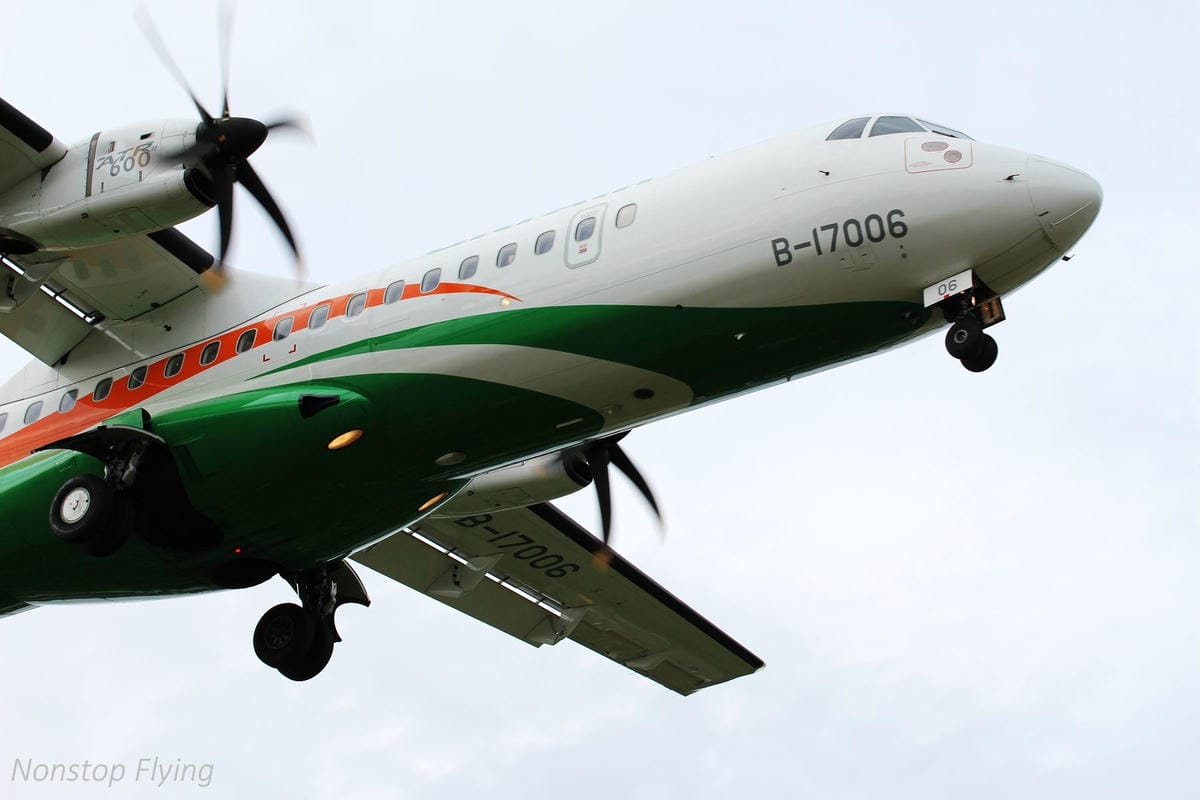 2018.10.14 松山機場拍飛機 -濱江街180巷跑道頭(飛機巷)最後巡禮+長榮787-9首拍 - 第14張圖 2018.10.14 松山機場拍飛機 -濱江街180巷跑道頭(飛機巷)最後巡禮+長榮787-9首拍