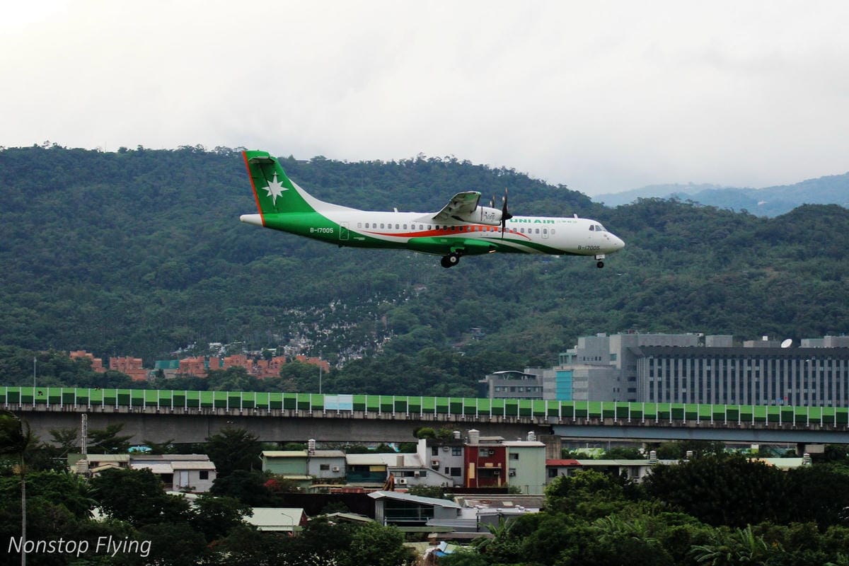 2018.10.14 松山機場拍飛機 -濱江街180巷跑道頭(飛機巷)最後巡禮+長榮787-9首拍 - 第65張圖 2018.10.14 松山機場拍飛機 -濱江街180巷跑道頭(飛機巷)最後巡禮+長榮787-9首拍